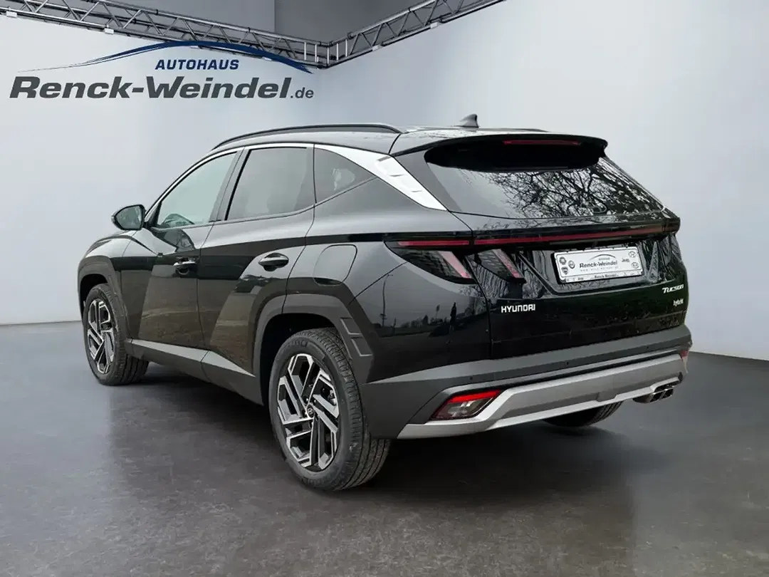 Hyundai TUCSON - Thumbnail 3