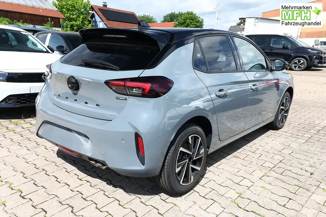 Opel Corsa - Thumbnail 2