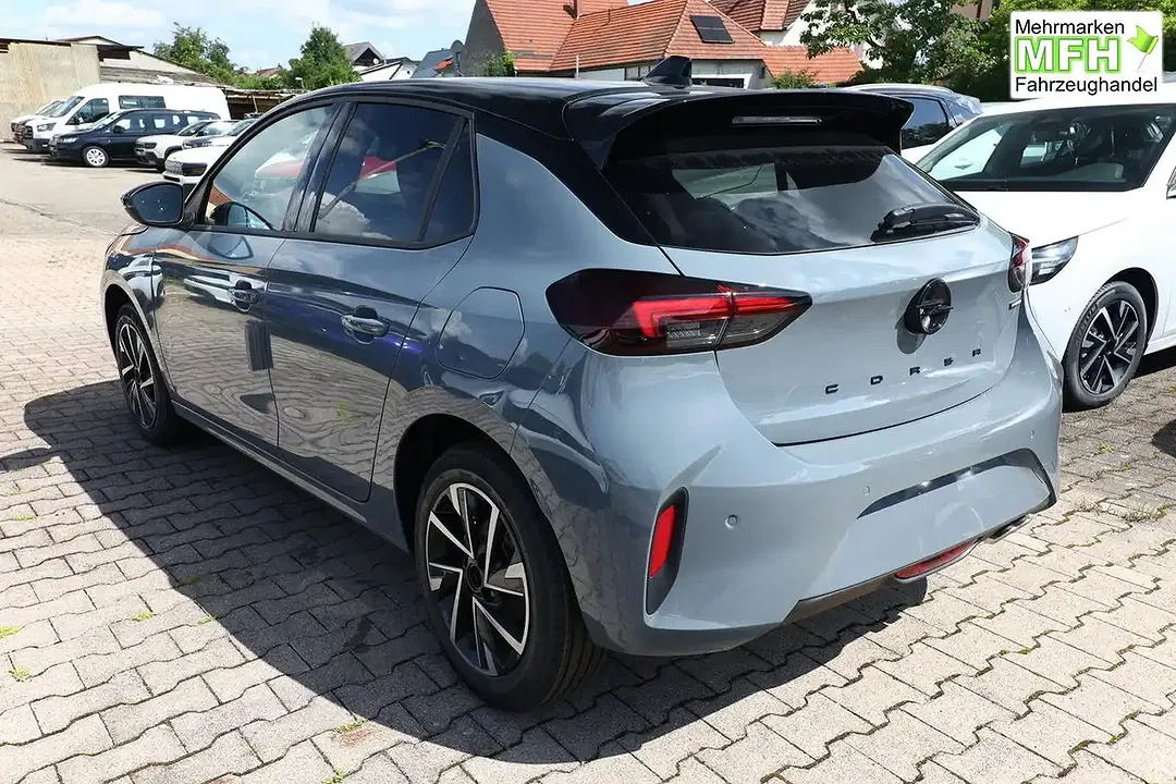Opel Corsa - Thumbnail 3
