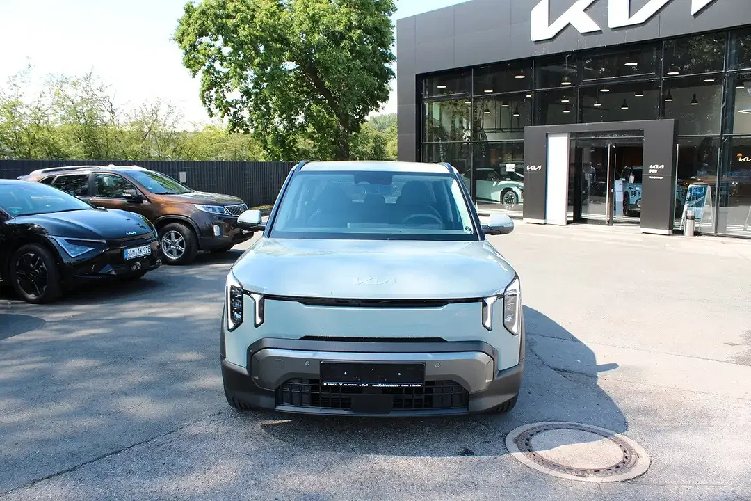 Kia EV2 - Thumbnail 2