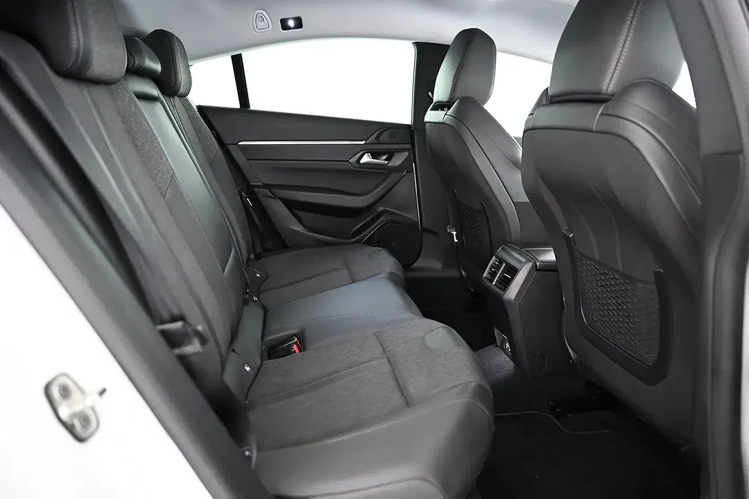 Peugeot 508 - Thumbnail 37