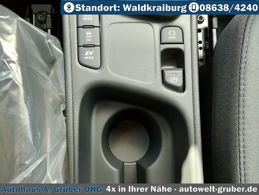 Mazda 2 - Thumbnail 13