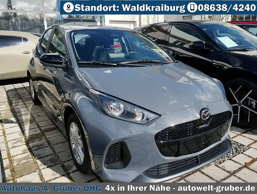 Mazda 2 - Thumbnail 3