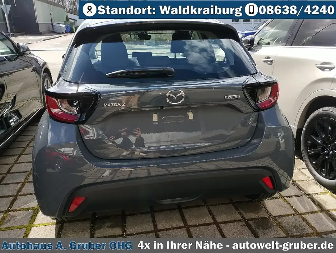 Mazda 2 - Thumbnail 5