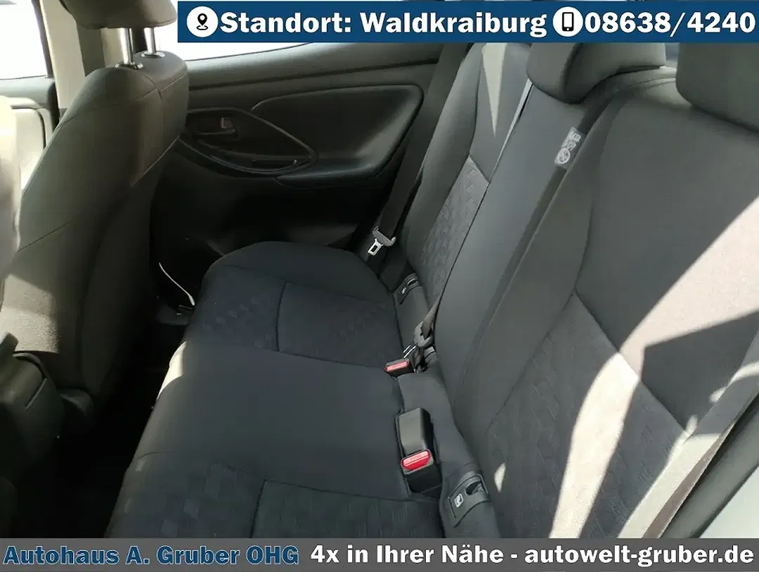 Mazda 2 - Thumbnail 9