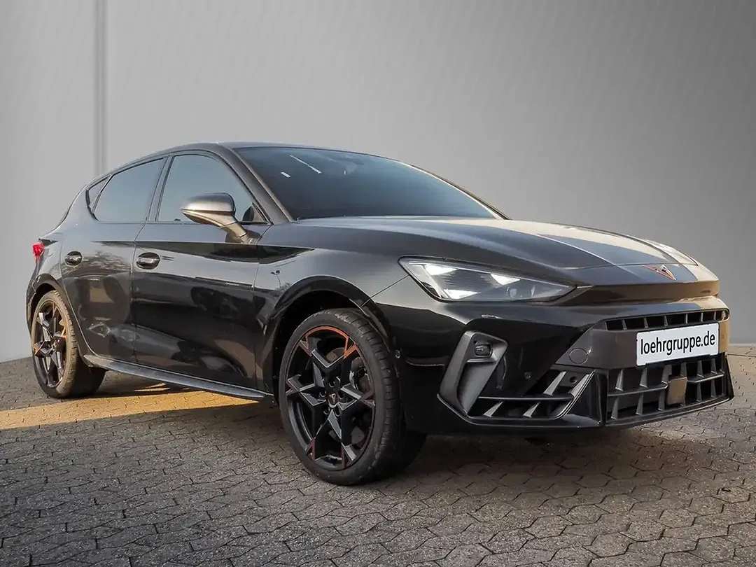 CUPRA Leon - Thumbnail 4