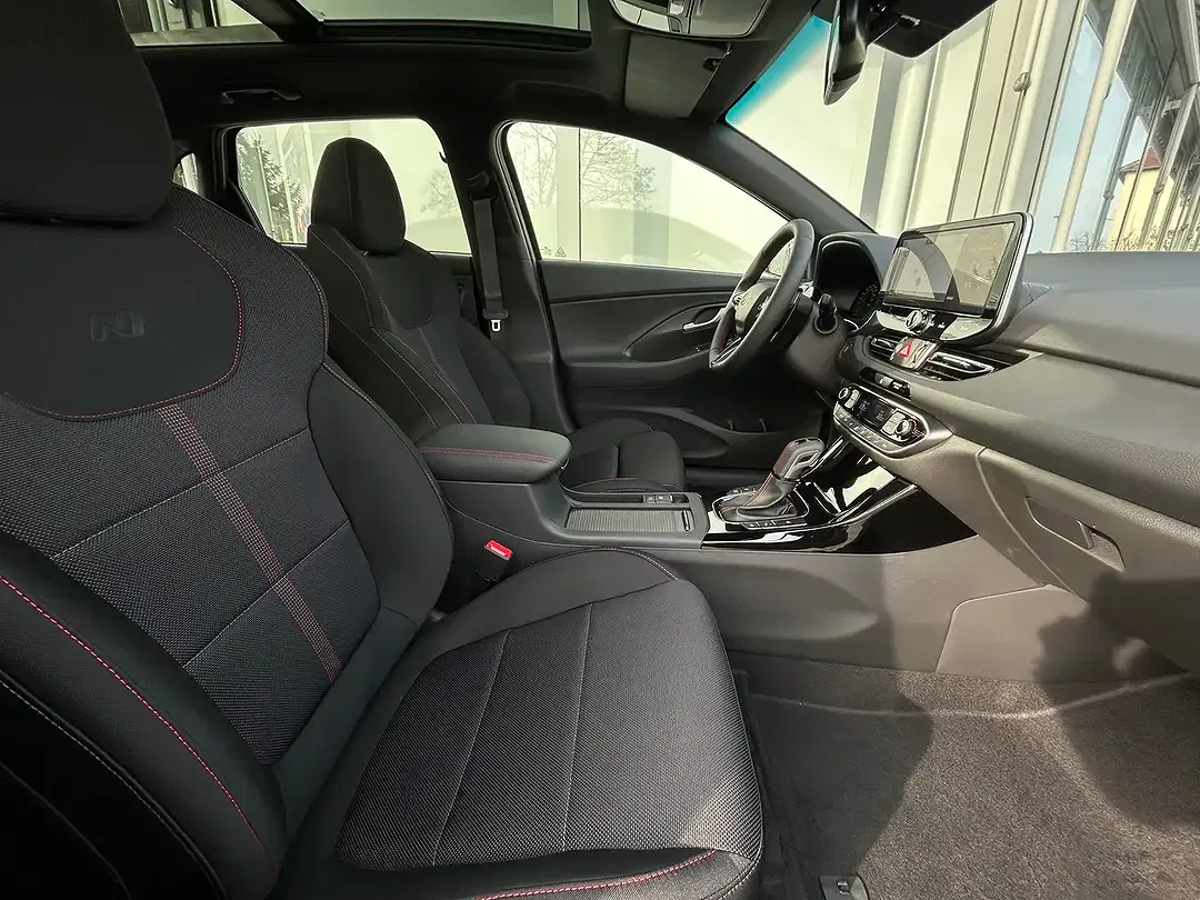 Hyundai i30 - Thumbnail 10