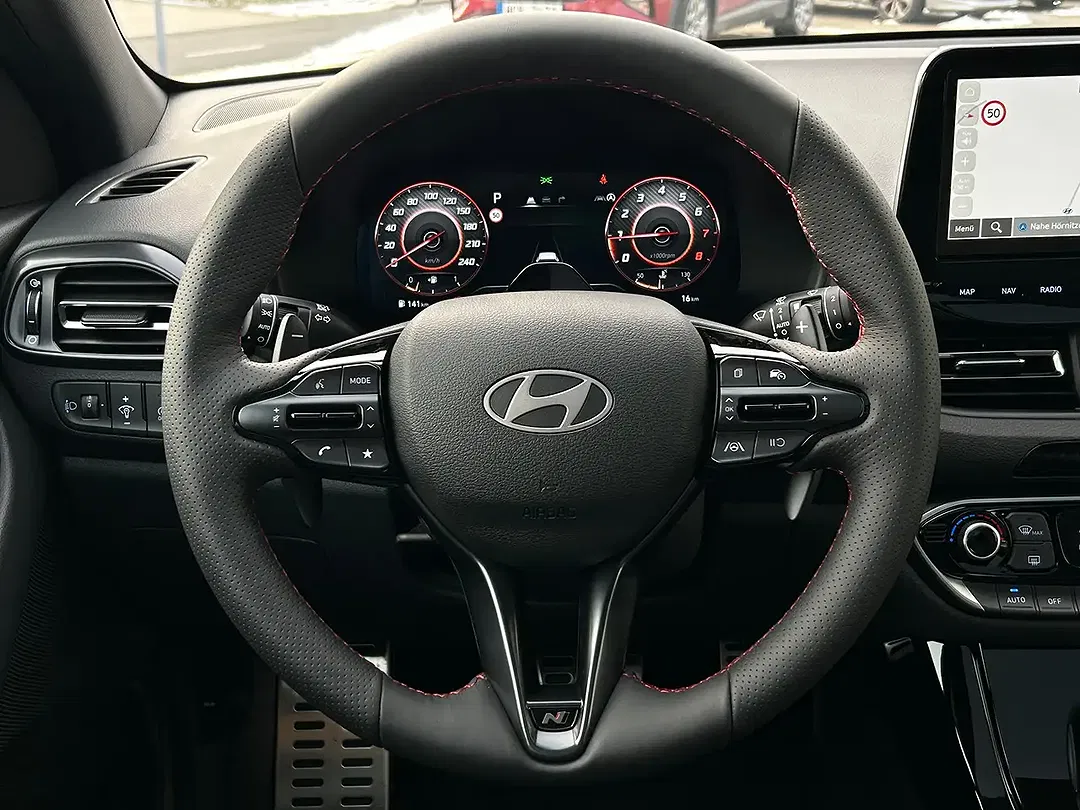 Hyundai i30 - Thumbnail 13