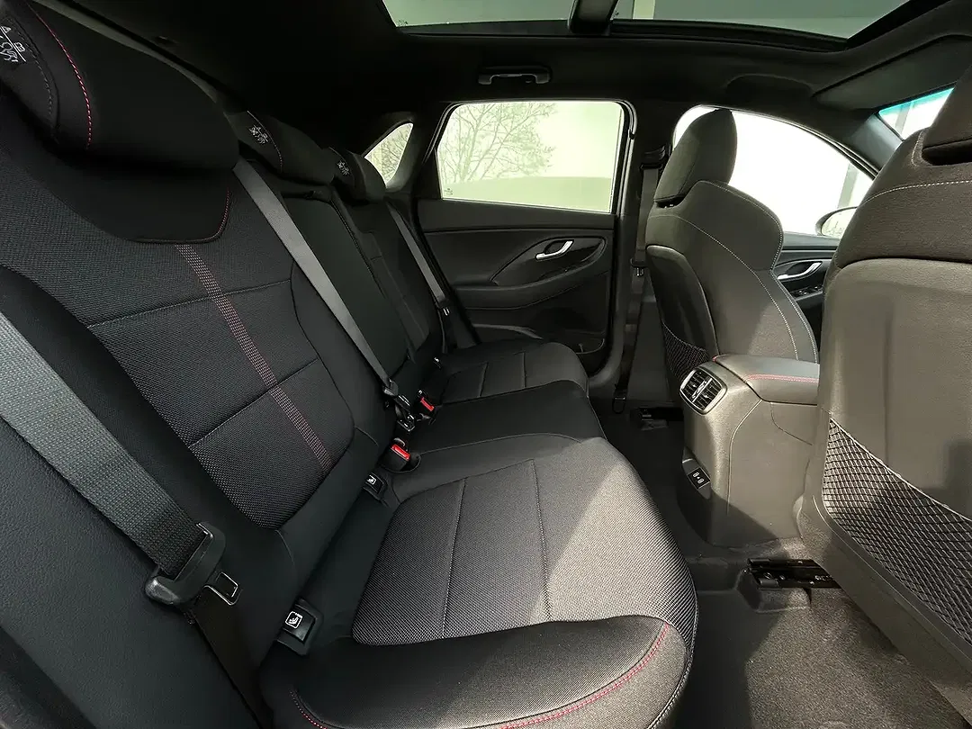 Hyundai i30 - Thumbnail 9