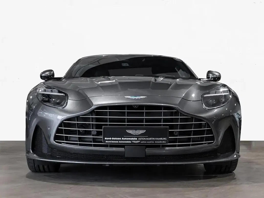 Aston Martin DB12 - Thumbnail 7