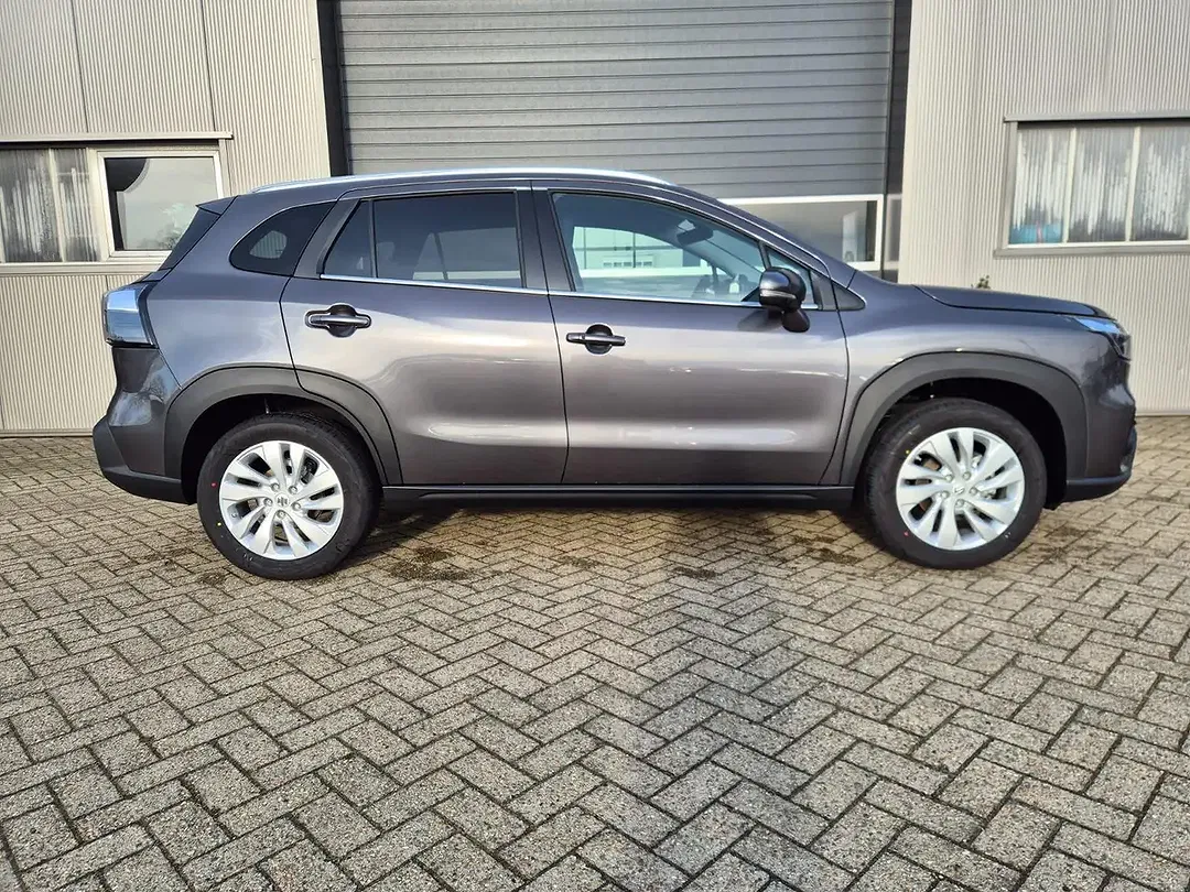 Suzuki S-Cross - Thumbnail 6