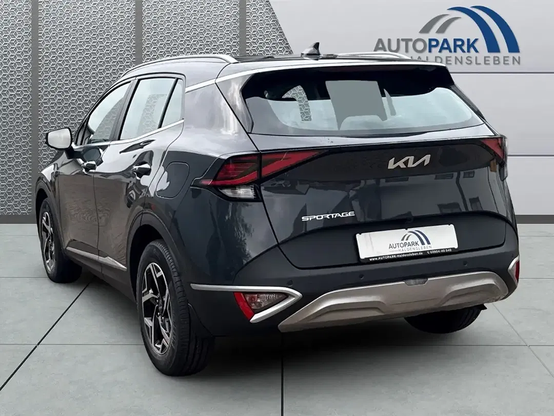 Kia Sportage - Thumbnail 3