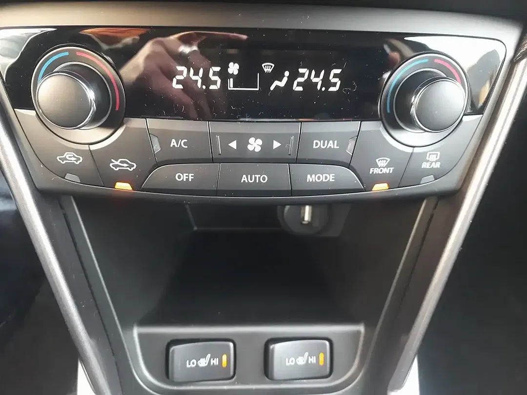 Suzuki S-Cross - Thumbnail 15