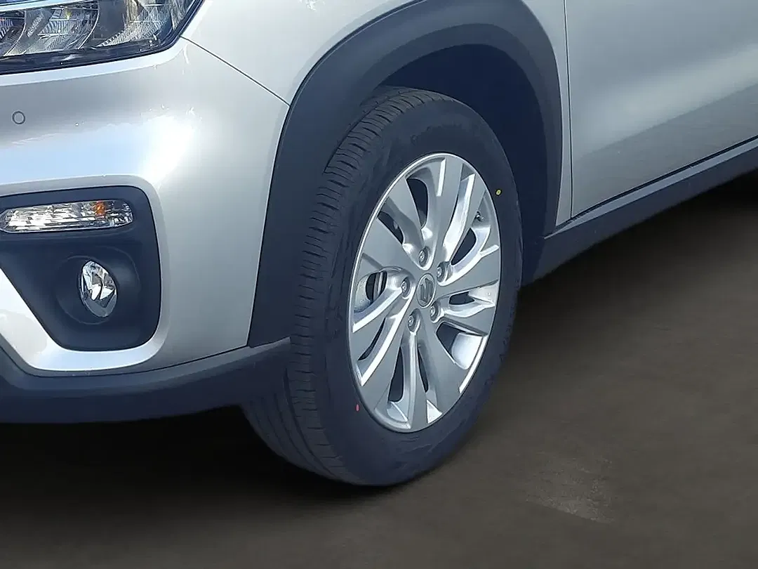 Suzuki S-Cross - Thumbnail 8
