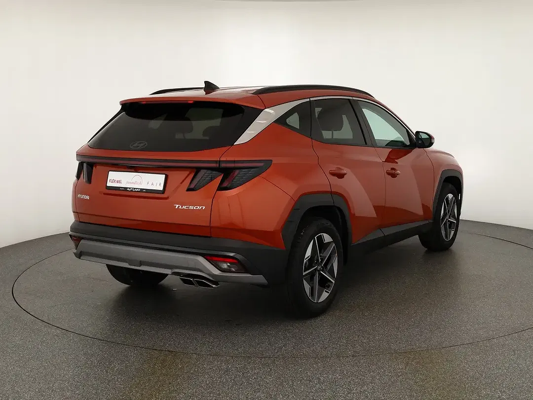 Hyundai TUCSON - Thumbnail 4
