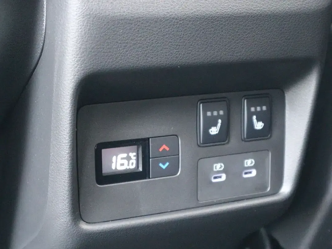 Nissan X-Trail - Thumbnail 25