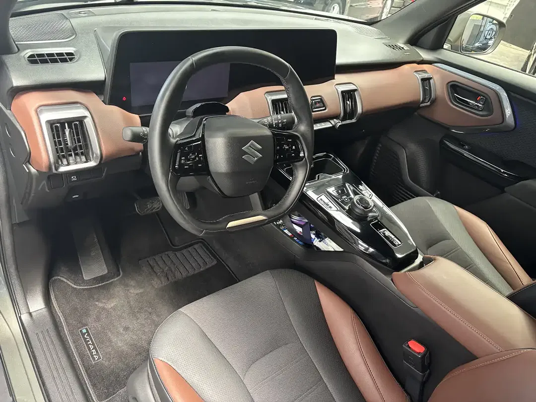 Suzuki Vitara - Thumbnail 9