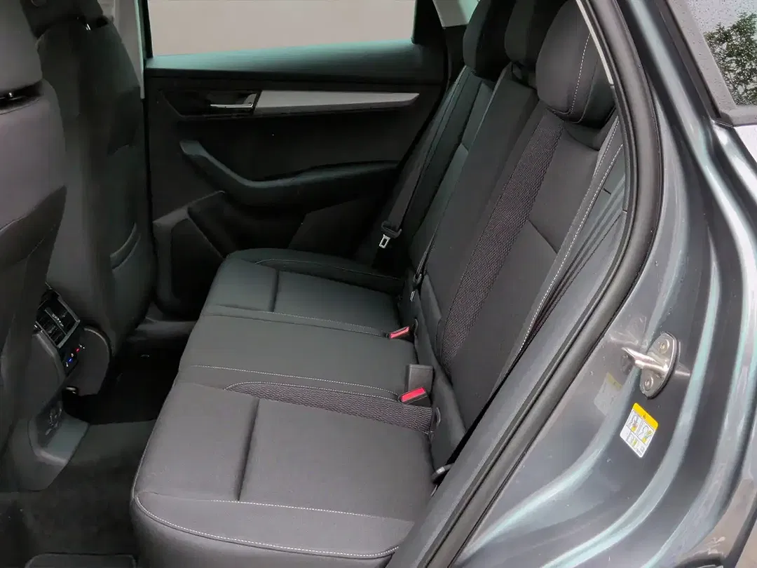 Skoda Karoq - Thumbnail 11