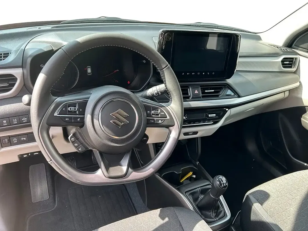 Suzuki Swift - Thumbnail 10
