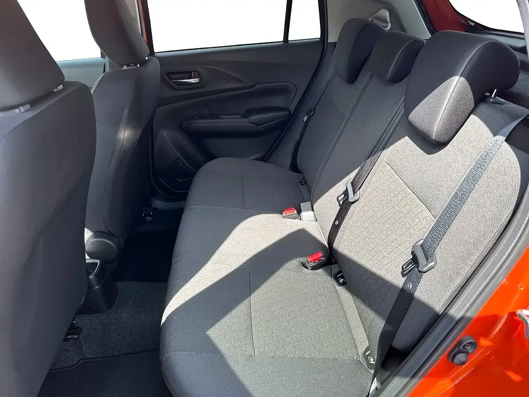 Suzuki Swift - Thumbnail 14