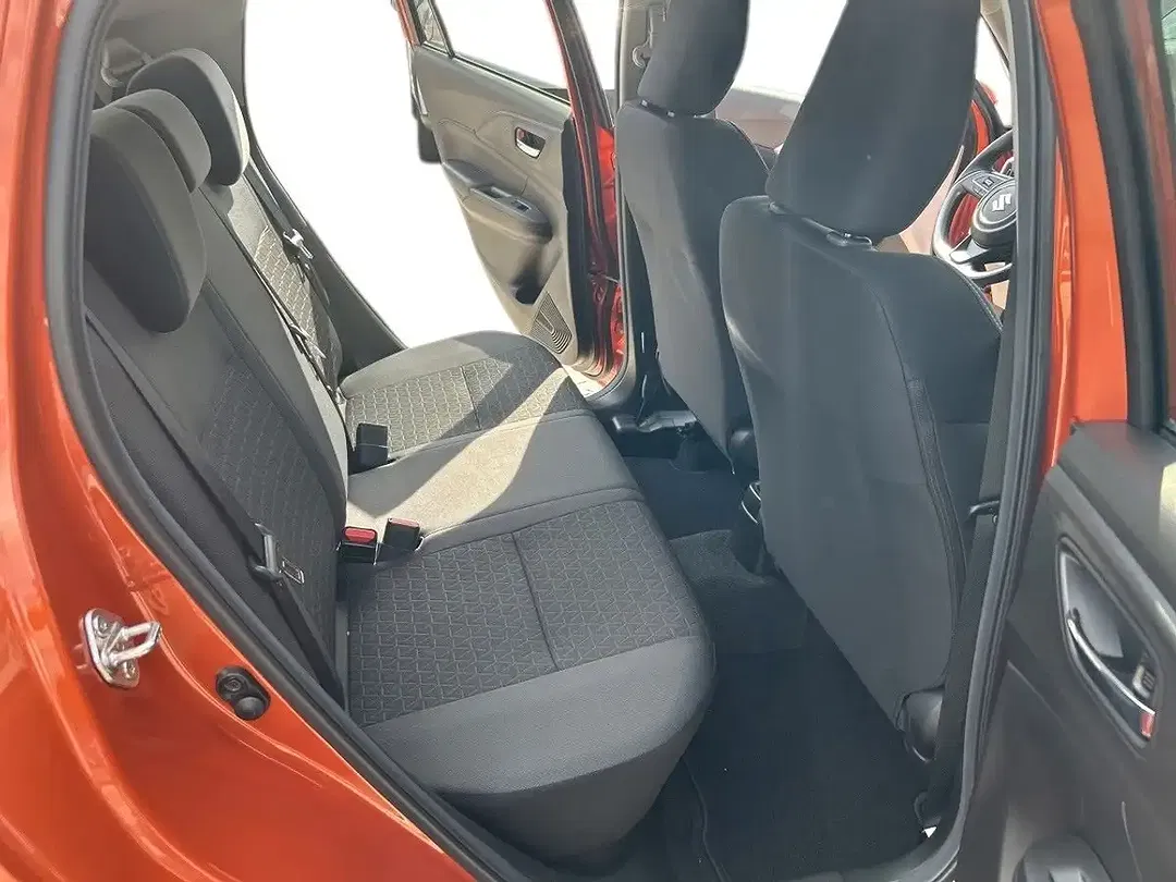 Suzuki Swift - Thumbnail 15