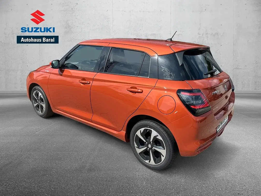 Suzuki Swift - Thumbnail 4