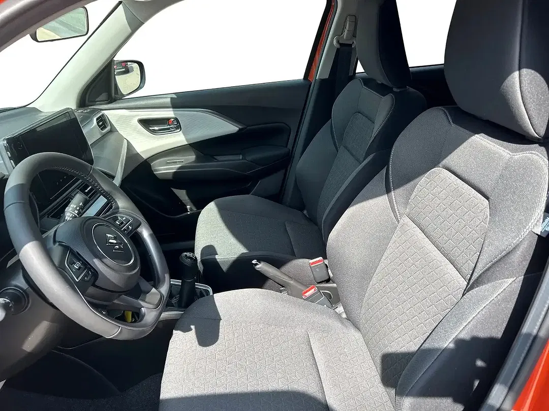Suzuki Swift - Thumbnail 9