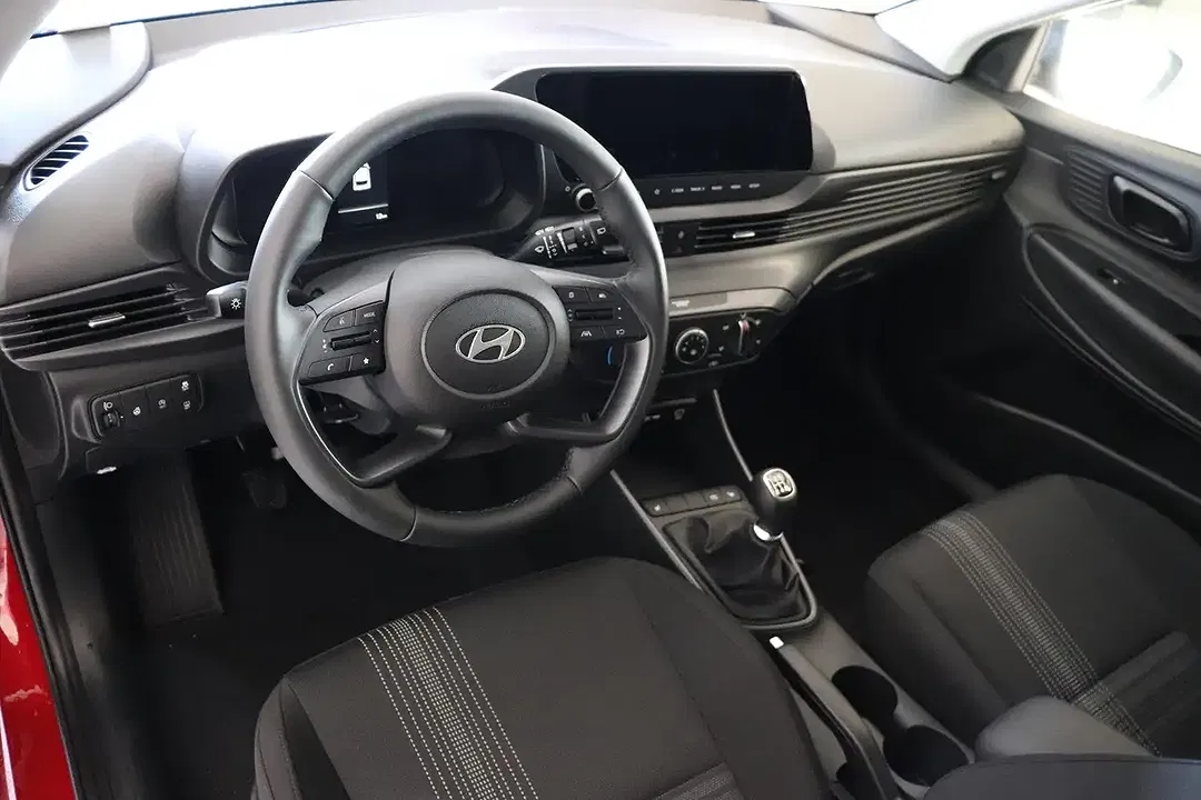 Hyundai i20 - Thumbnail 1