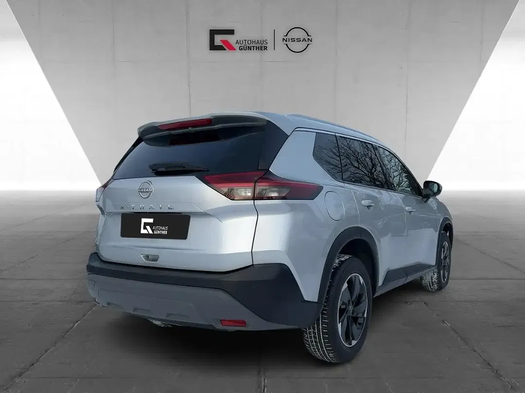 Nissan X-Trail - Thumbnail 3