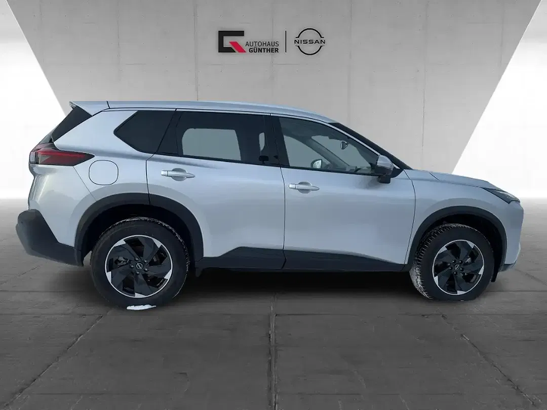 Nissan X-Trail - Thumbnail 4