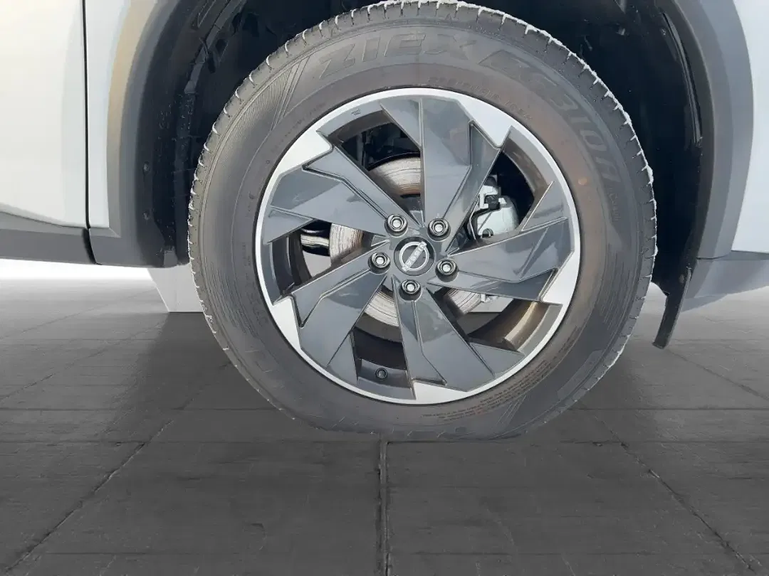 Nissan X-Trail - Thumbnail 6