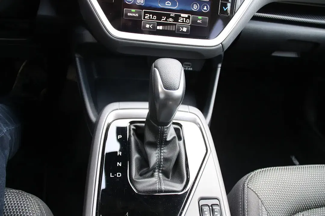 Subaru Crosstrek - Thumbnail 12