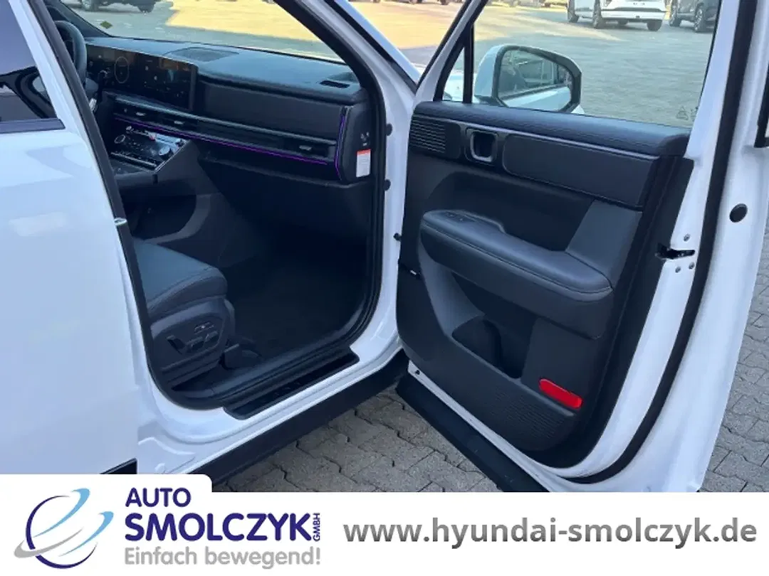 Hyundai SANTA FE - Thumbnail 8