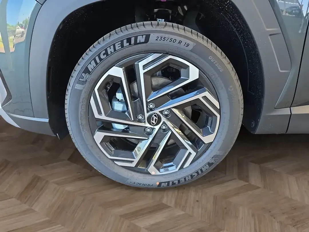 Hyundai TUCSON - Thumbnail 15