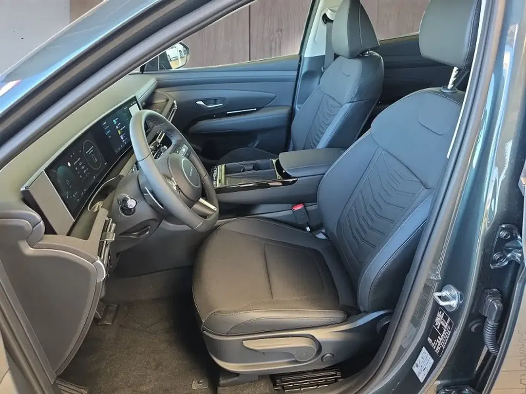 Hyundai TUCSON - Thumbnail 9