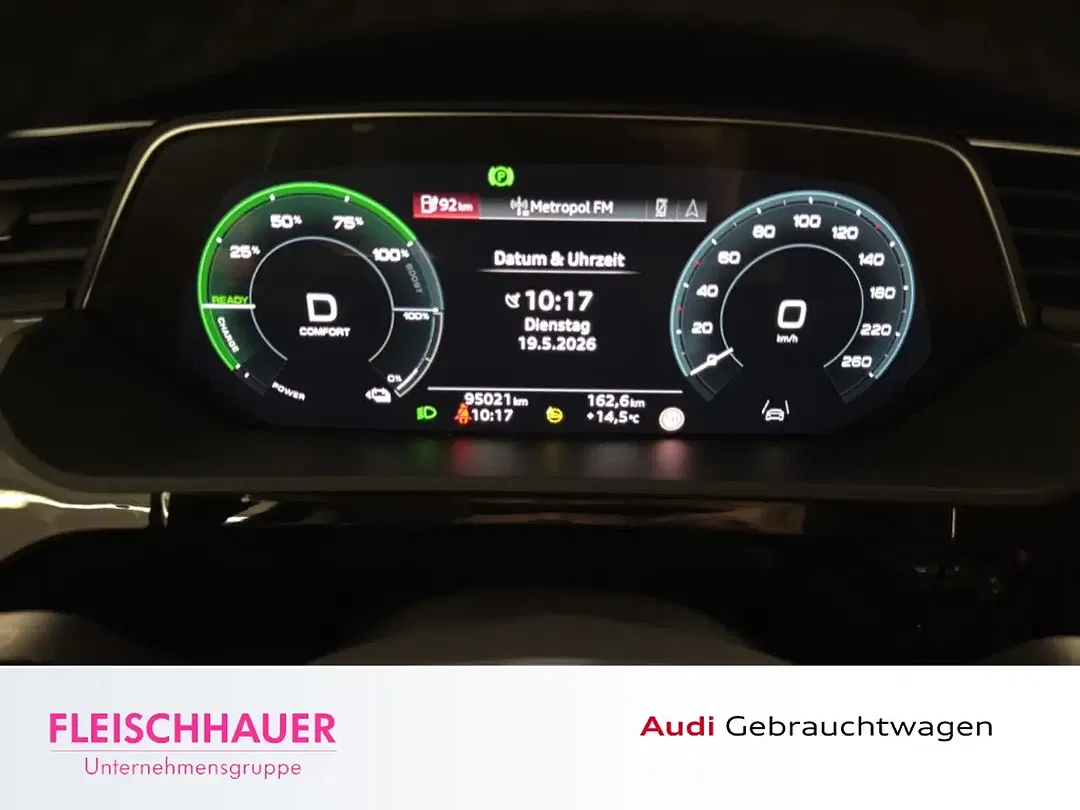 Audi Q8 e-tron - Thumbnail 11