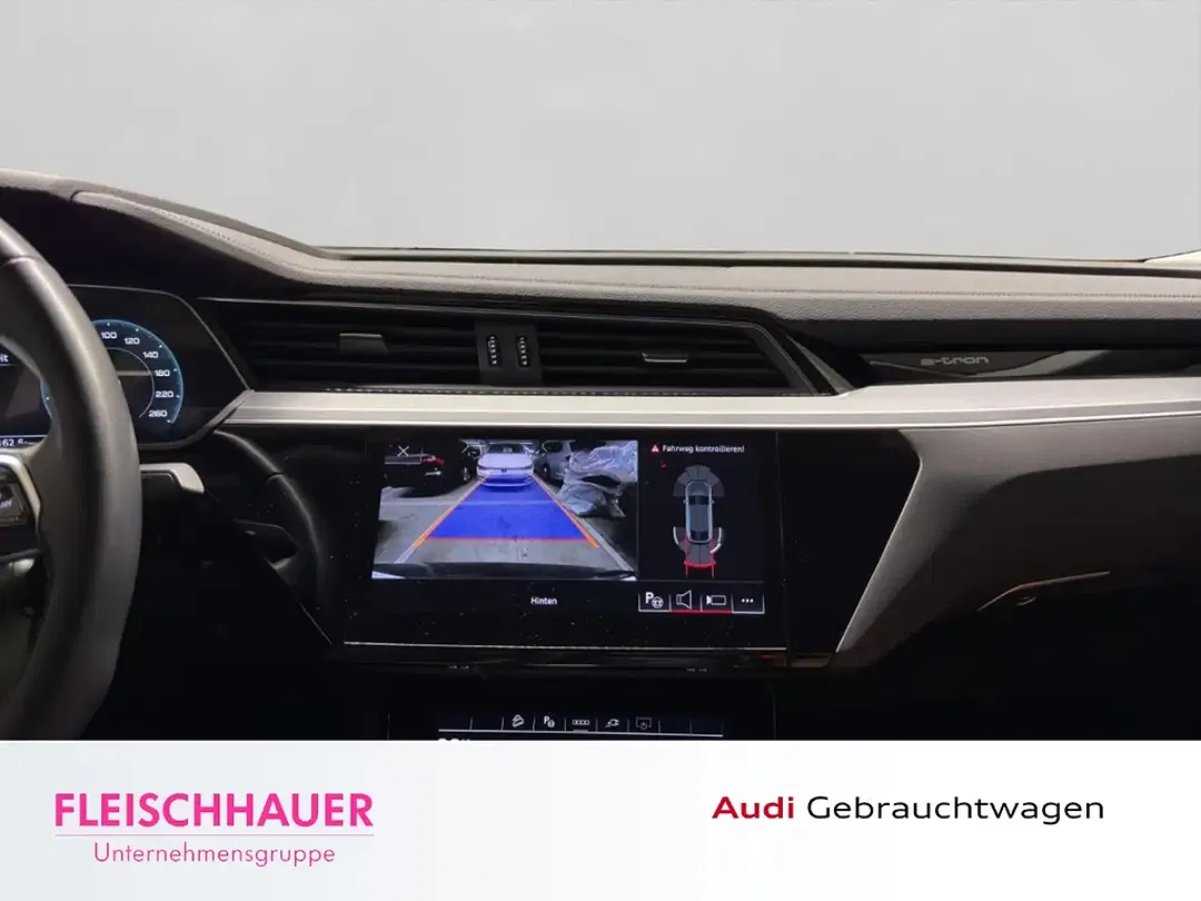 Audi Q8 e-tron - Thumbnail 14
