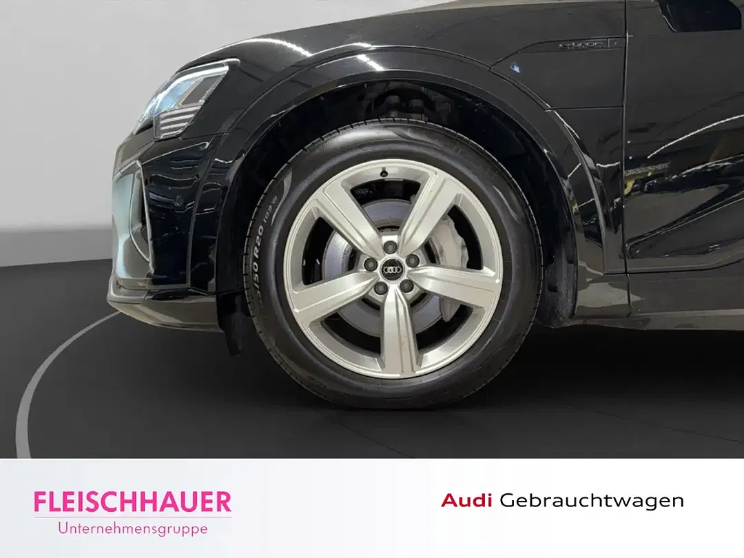 Audi Q8 e-tron - Thumbnail 6