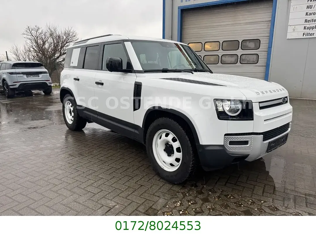Land Rover Defender - Thumbnail 3