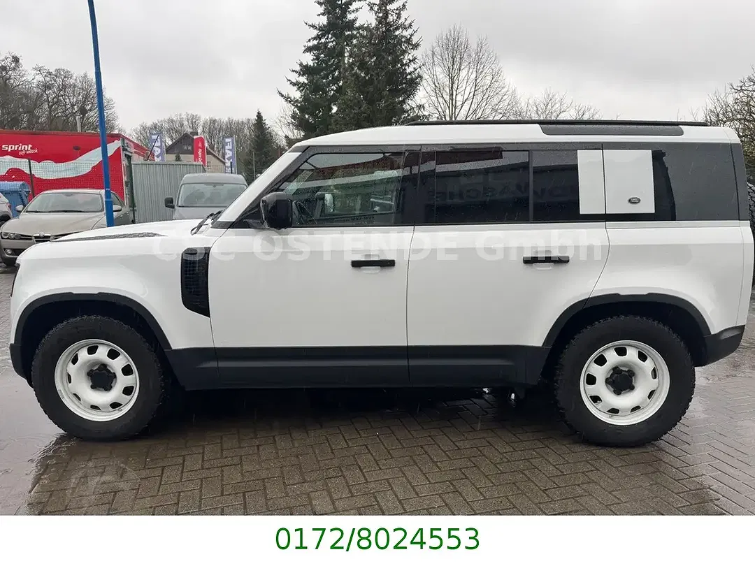 Land Rover Defender - Thumbnail 4