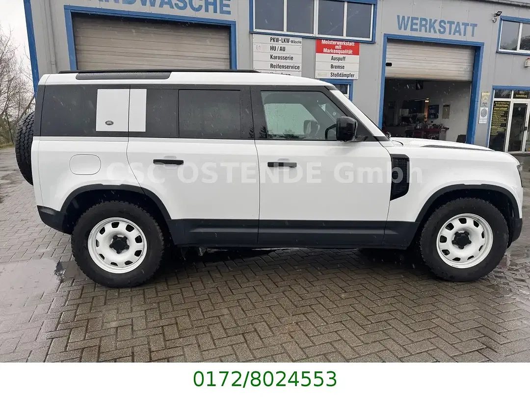 Land Rover Defender - Thumbnail 5