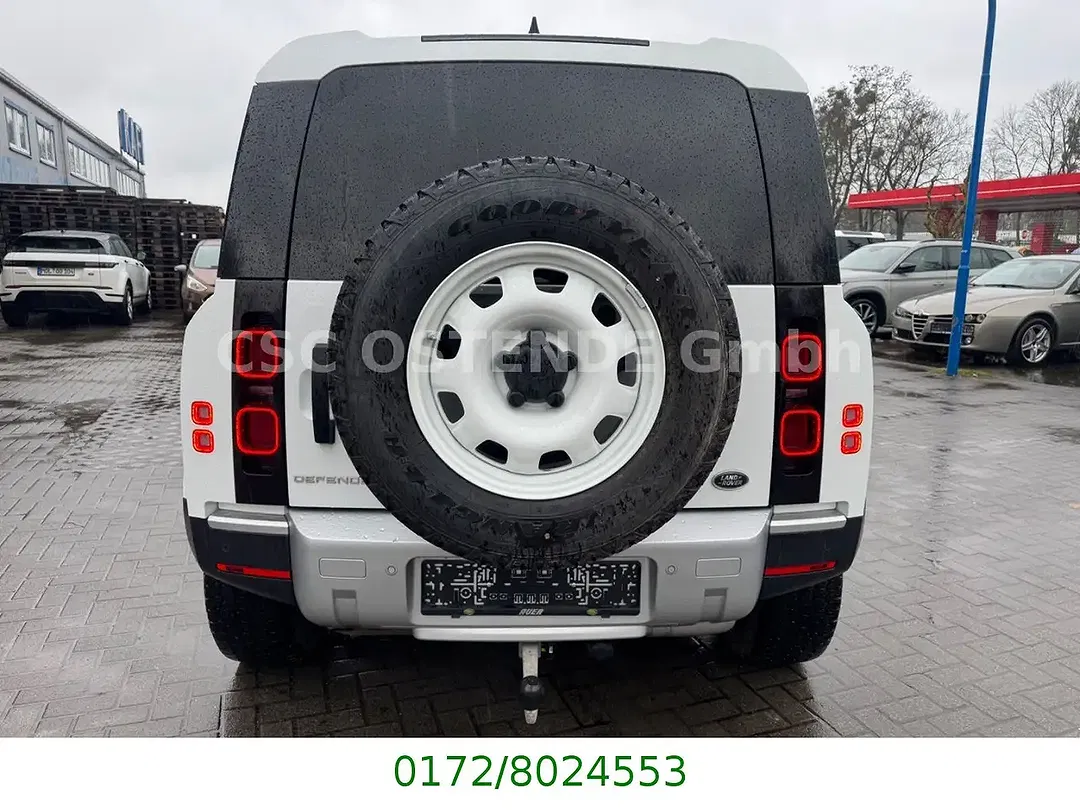 Land Rover Defender - Thumbnail 6