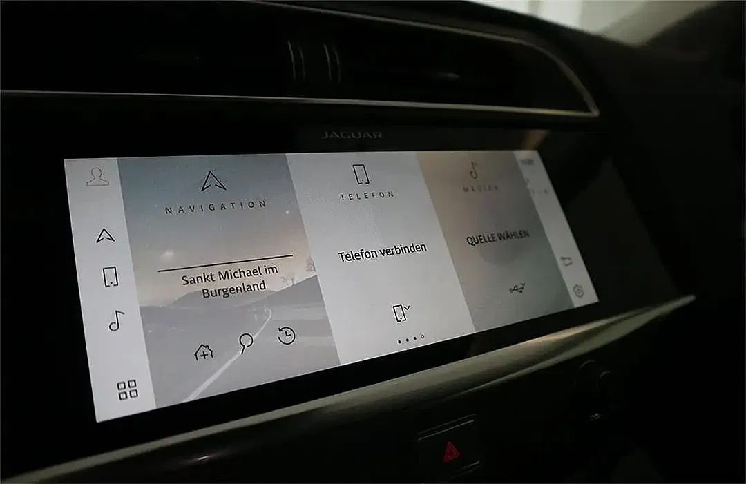 Jaguar I-Pace - Thumbnail 11