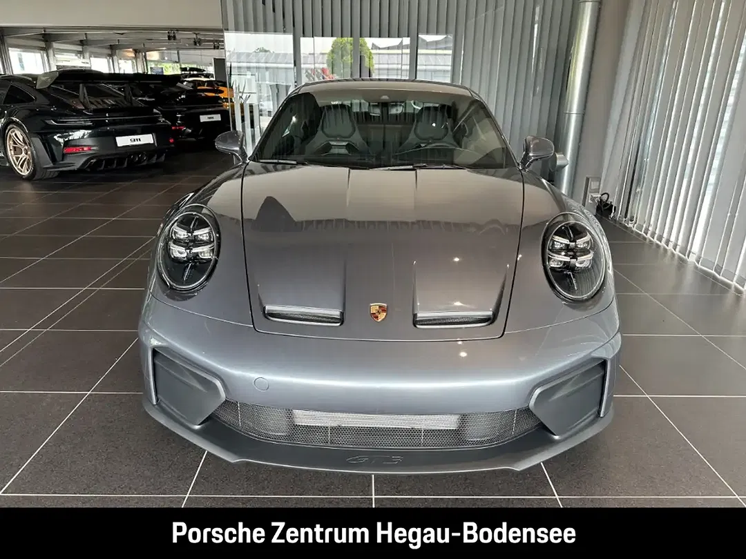 Porsche 992 - Thumbnail 4
