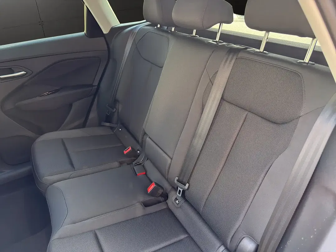 Audi Q3 - Thumbnail 12