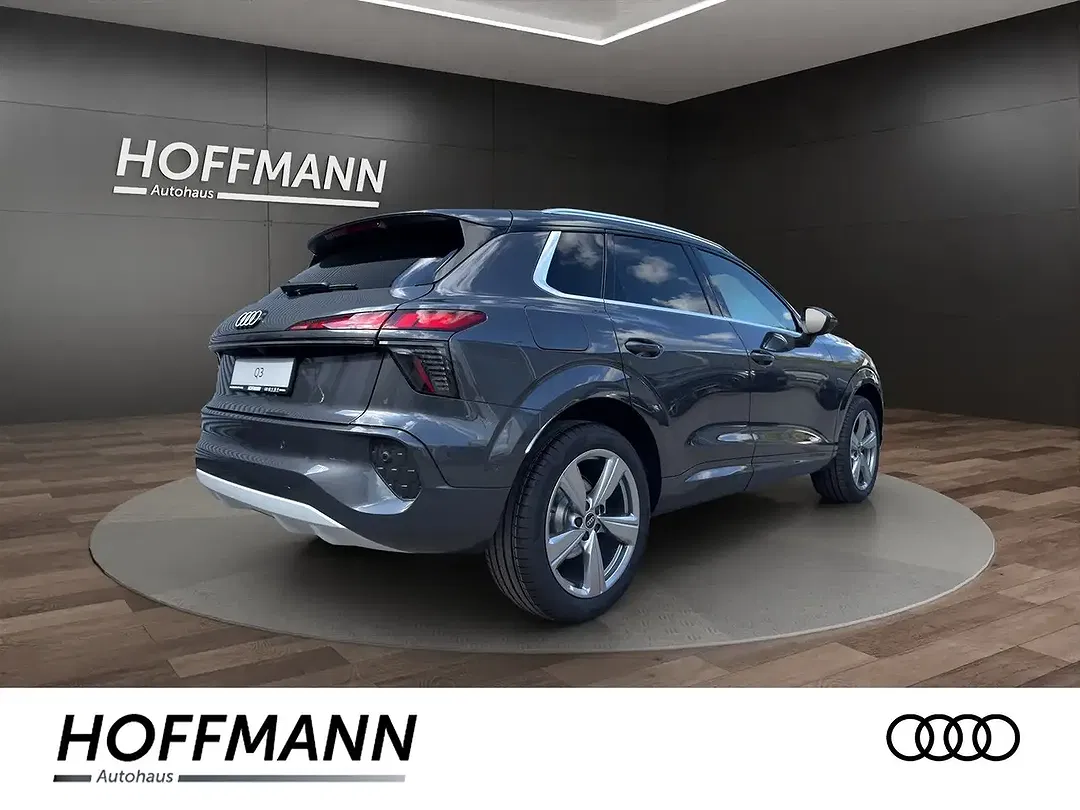 Audi Q3 - Thumbnail 5