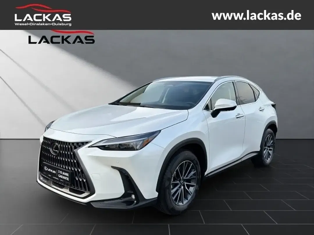 Lexus NX 450h+ - Thumbnail 1