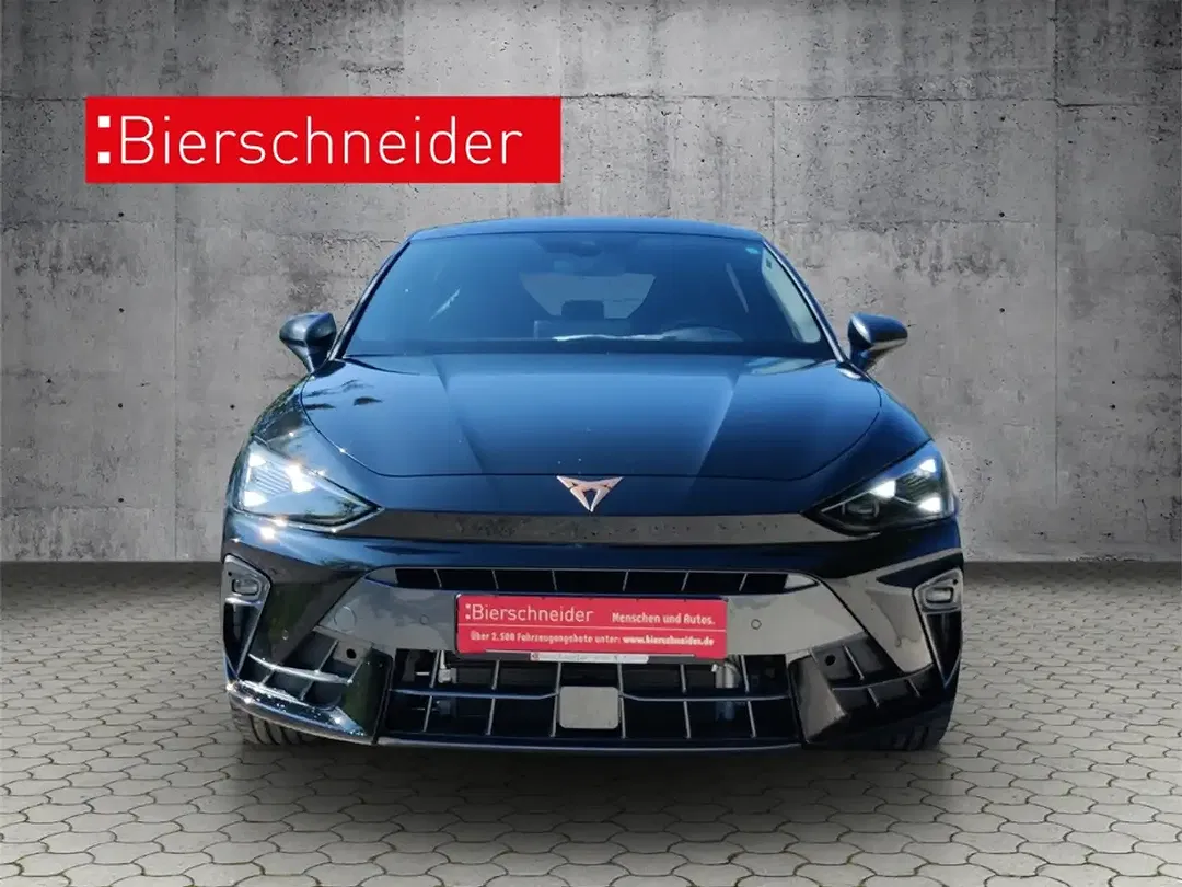 CUPRA Leon - Thumbnail 2