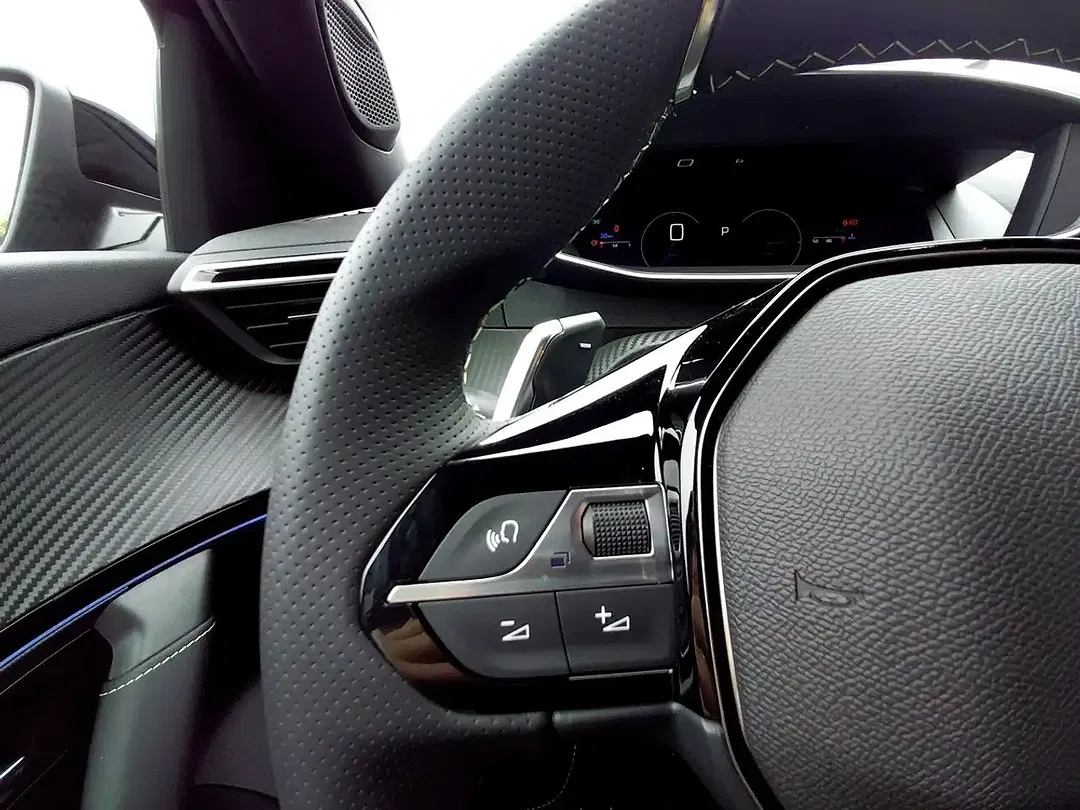 Peugeot 2008 - Thumbnail 12