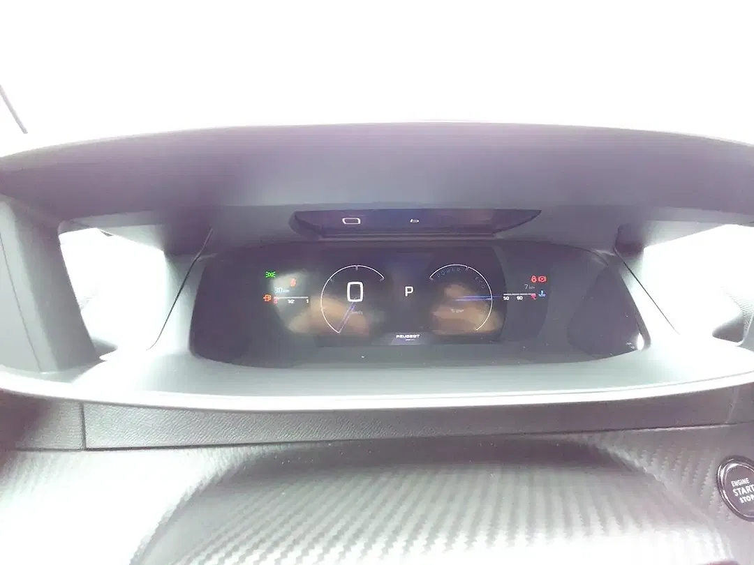 Peugeot 2008 - Thumbnail 14